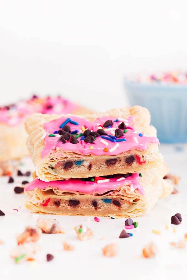 Decorative Dessert Ideas with Pop Tarts